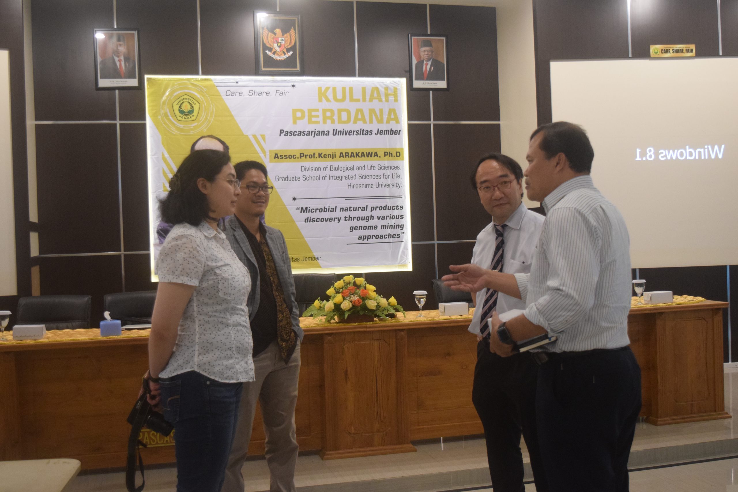 Dua Peneliti Hiroshima University Berbagi Ilmu di Pascasarjana UNEJ